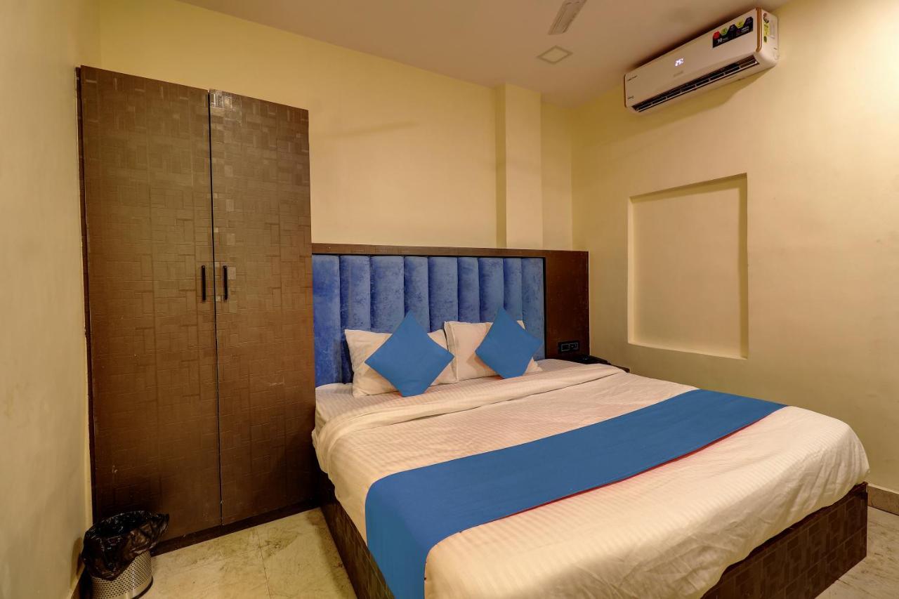 Hotel Priceless Mumbai  Buitenkant foto