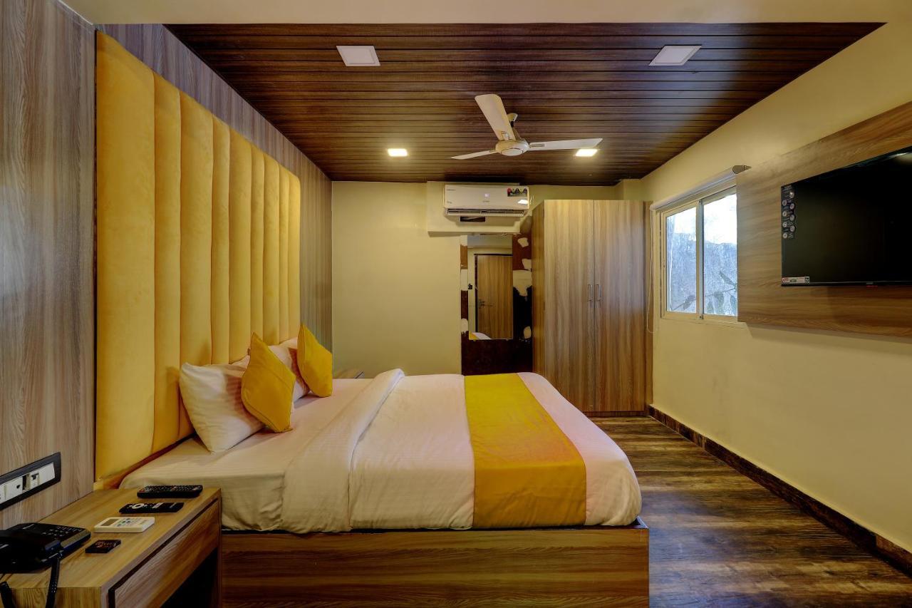 Hotel Priceless Mumbai  Buitenkant foto